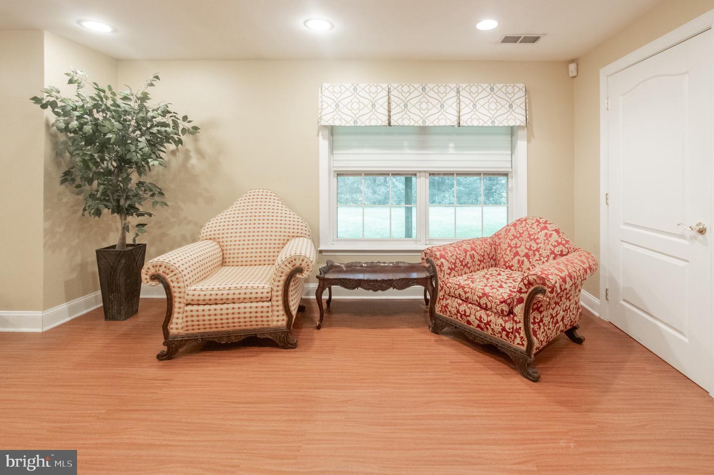 4 Marshall Ct Property Photo 30