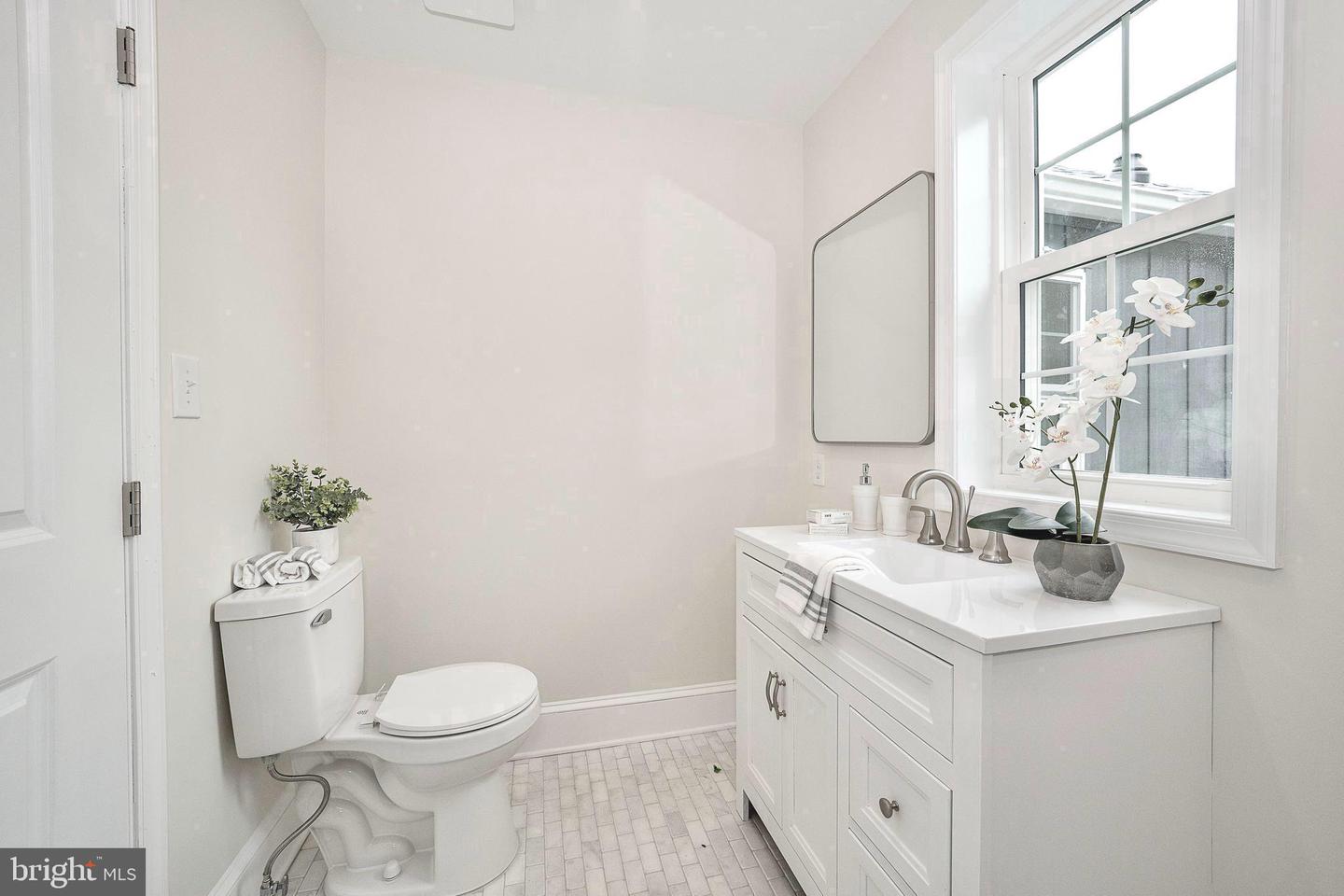 2842 Haverford Rd Property Photo 34