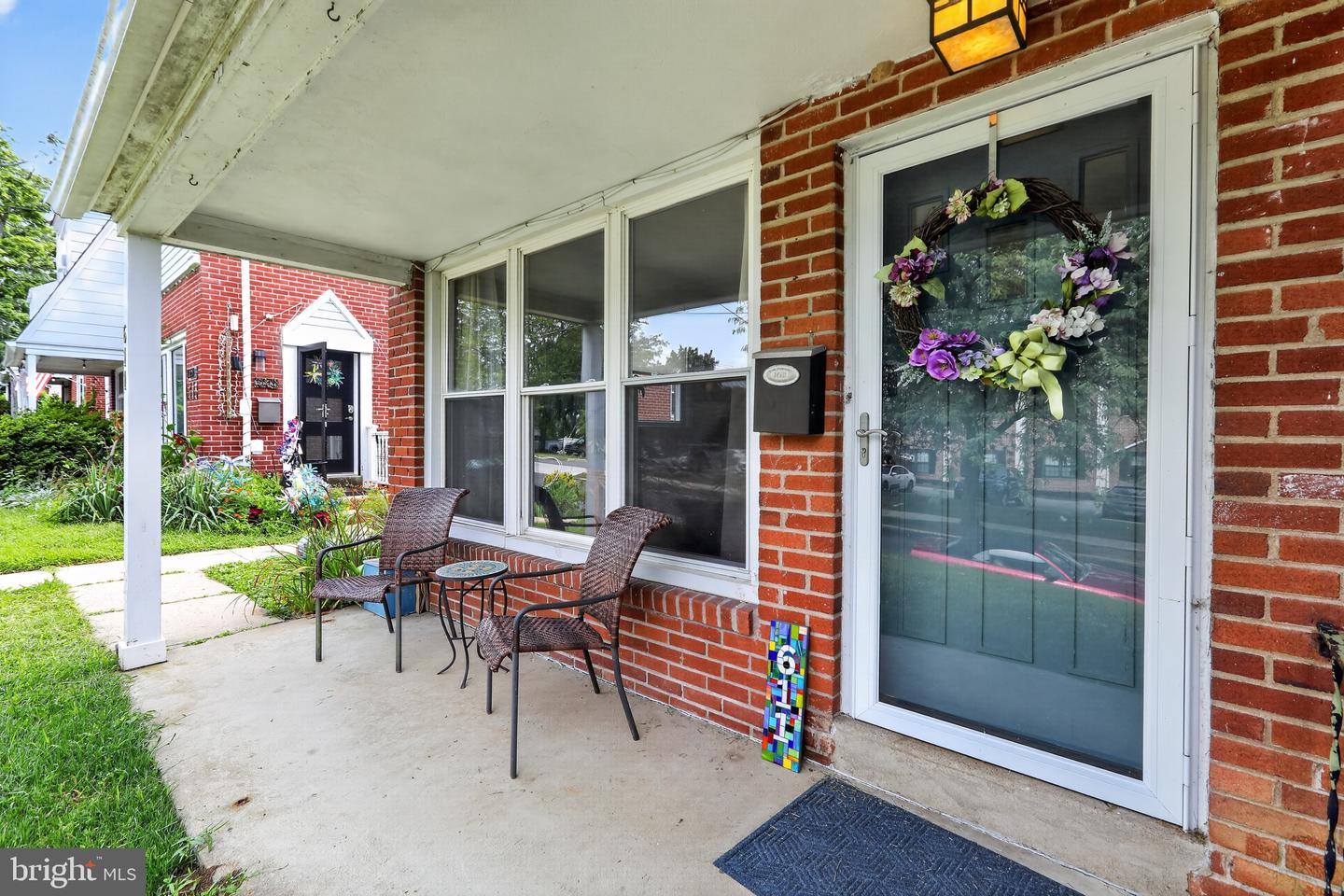 611 N Jackson St Property Photo 3