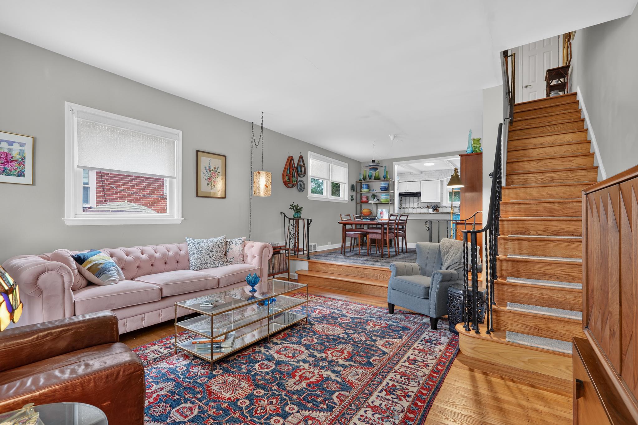 611 N Jackson St Property Photo 4