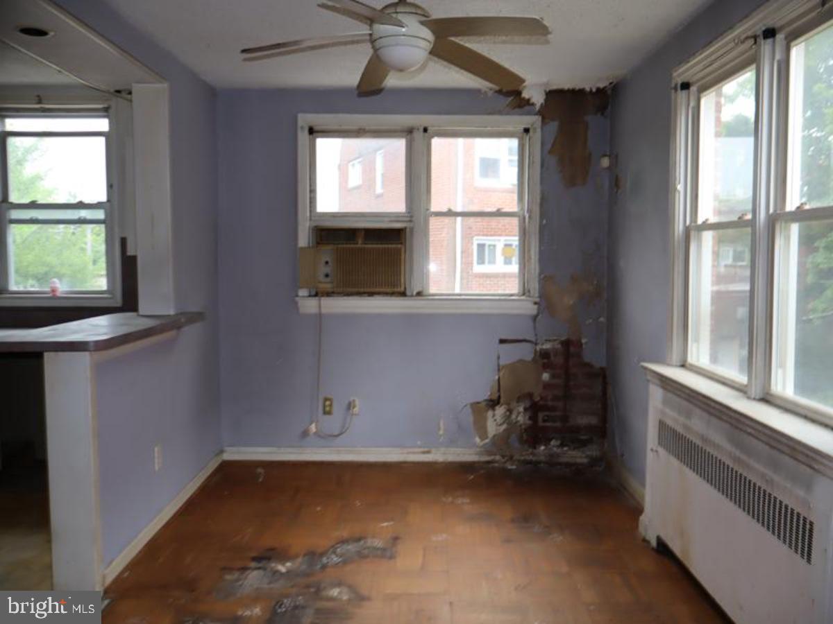 323 N Maple Ave Property Photo 8