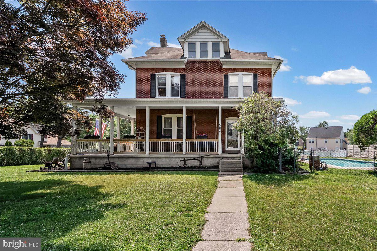 502 Yale Ave Property Photo 1