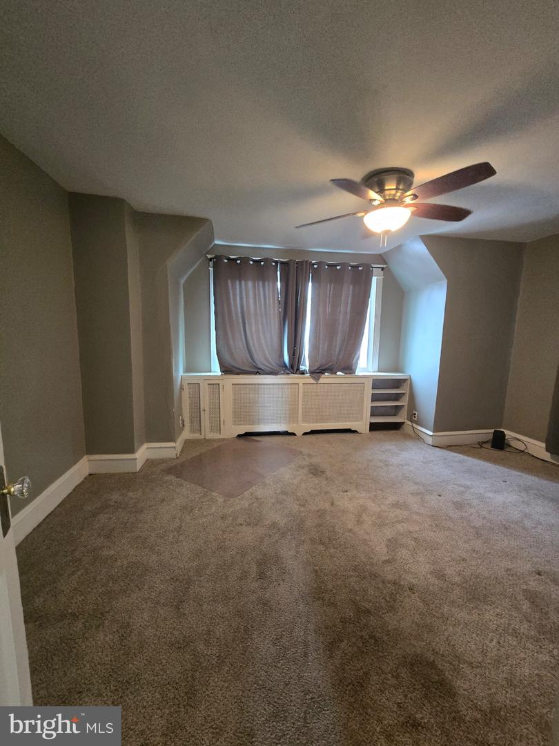 PADE2117940 Property Photo 9