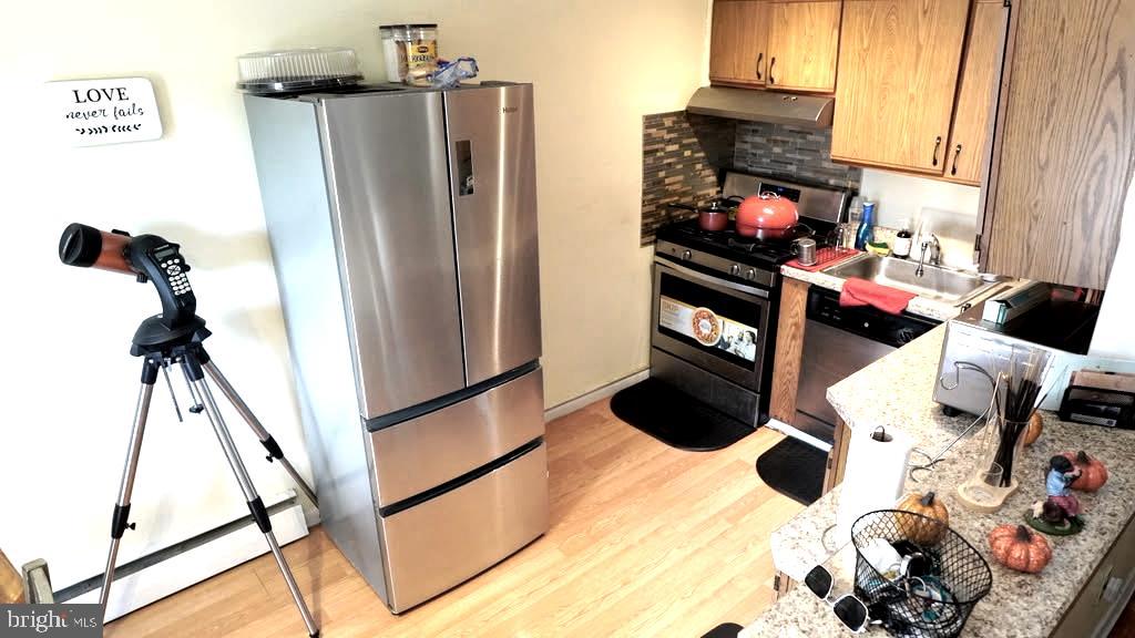 100 E Glenolden Ave #d-7 Property Photo 5