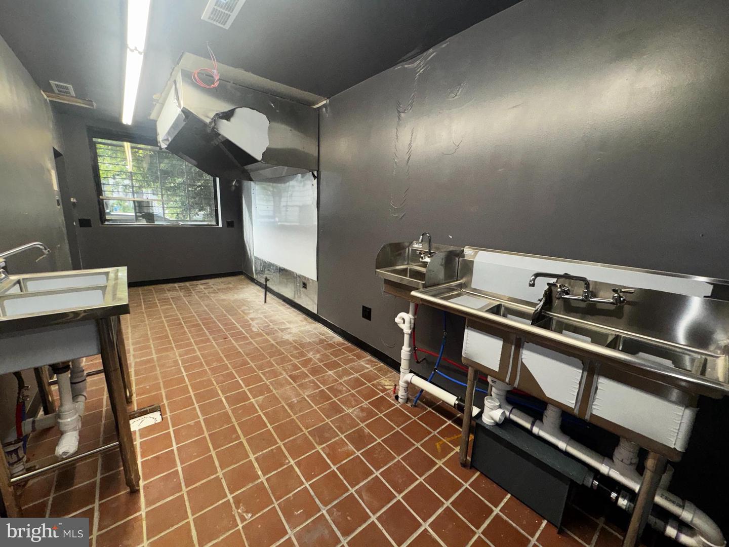 700 Lloyd St Property Photo 14