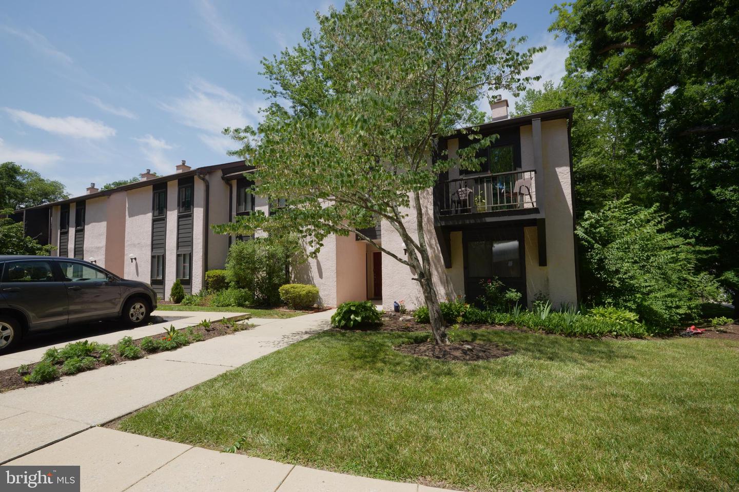 1309 Painters Crossing #1309 Property Photo 1