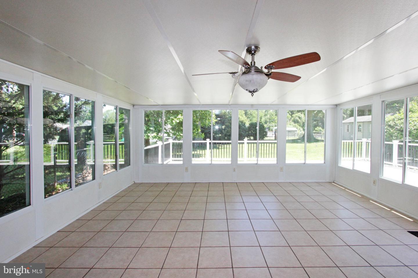 929 Cherry Tree Rd Property Photo 1