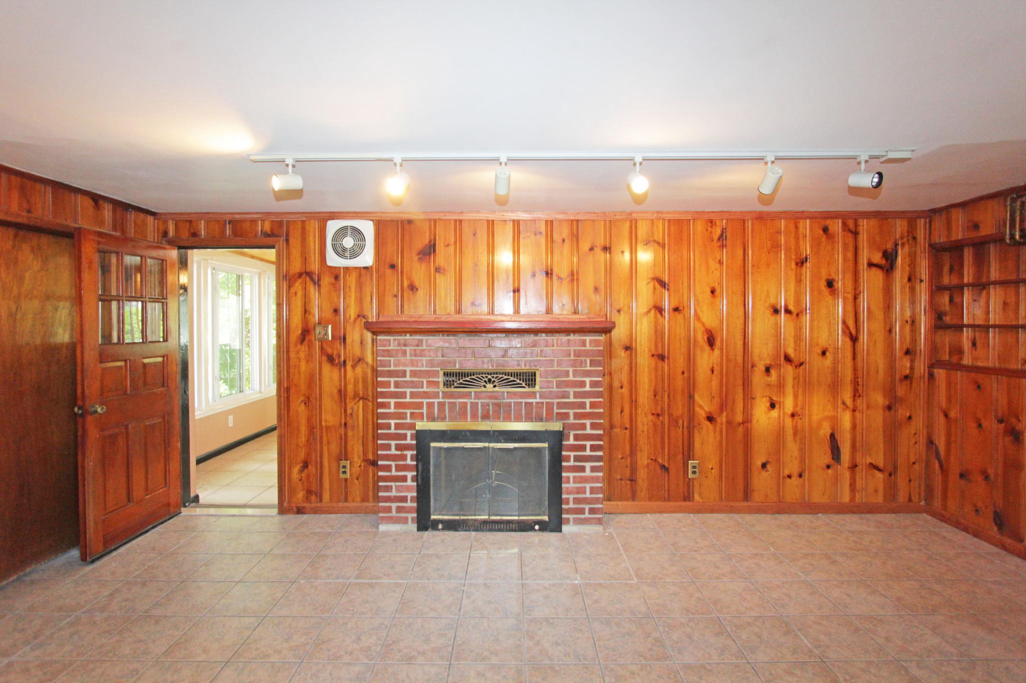 929 Cherry Tree Rd Property Photo 6