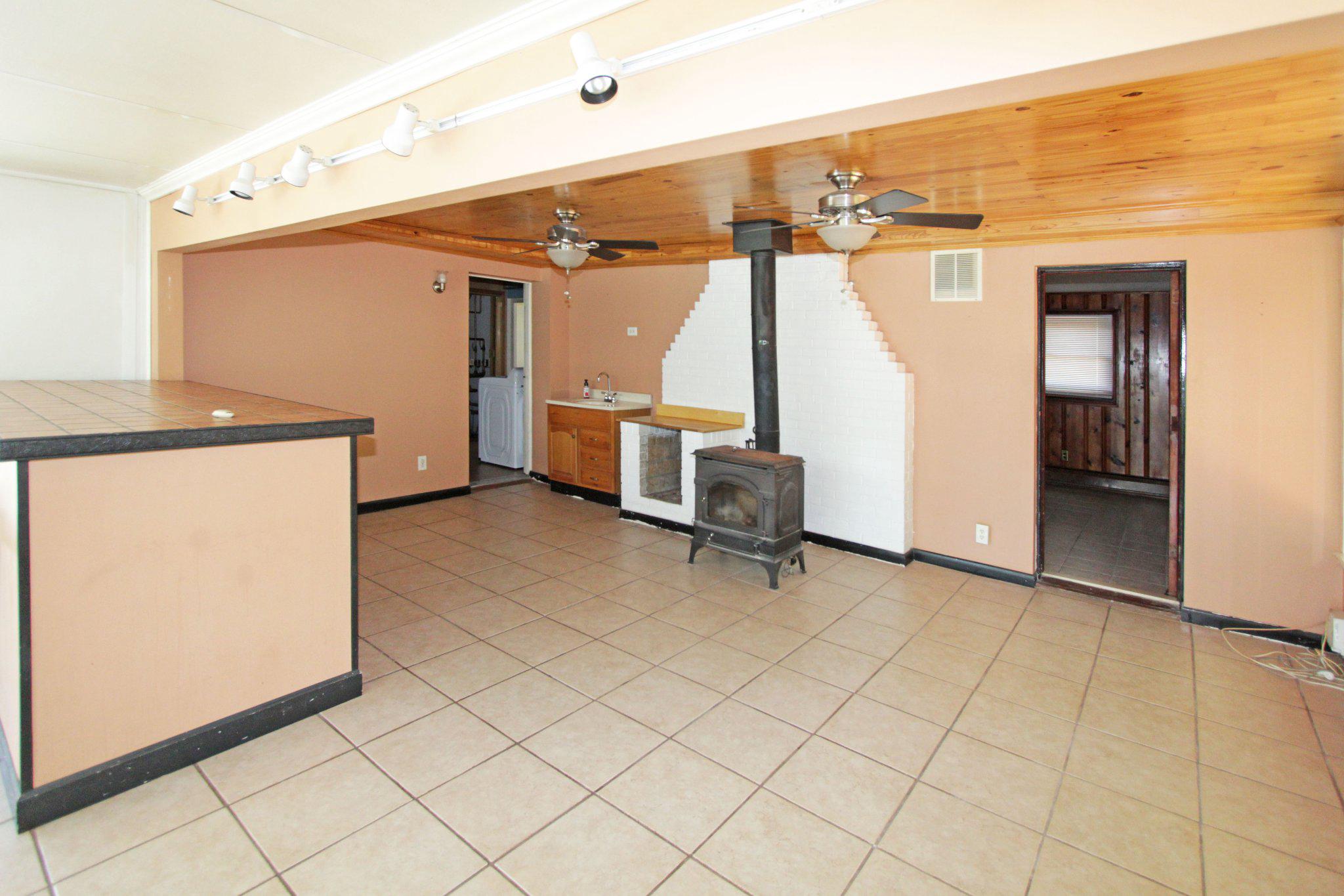 929 Cherry Tree Rd Property Photo 7