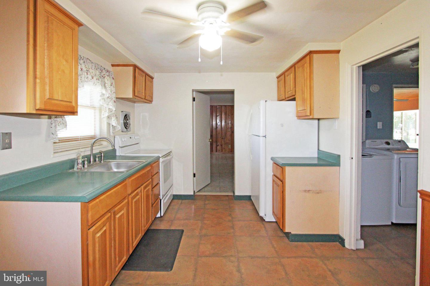 929 Cherry Tree Rd Property Photo 9