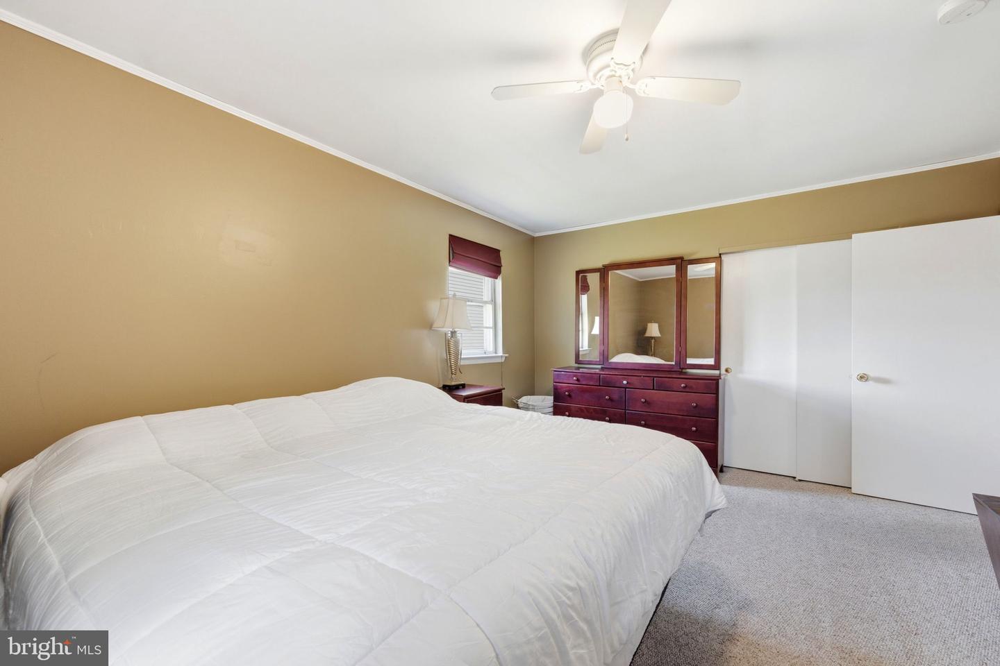 905 Amosland Rd Property Photo 25