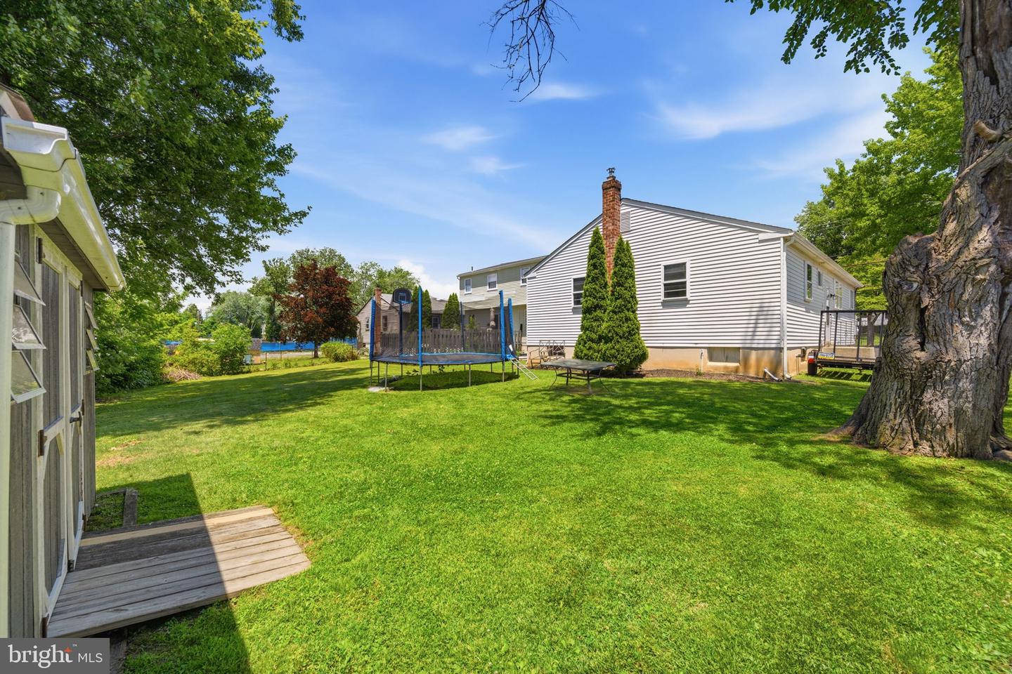 905 Amosland Rd Property Photo 41