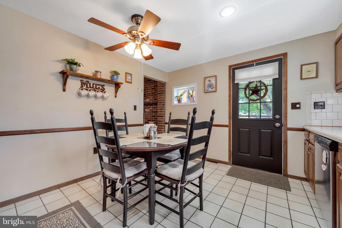 2181 Springhouse Ln Property Photo 13