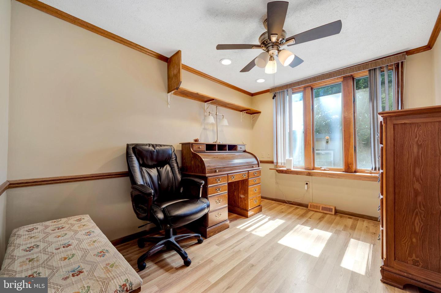 2181 Springhouse Ln Property Photo 21