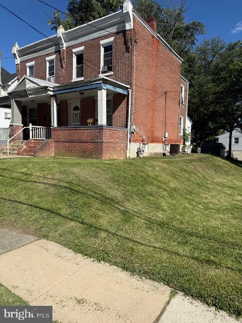 702 Cedar Ave Property Photo 2