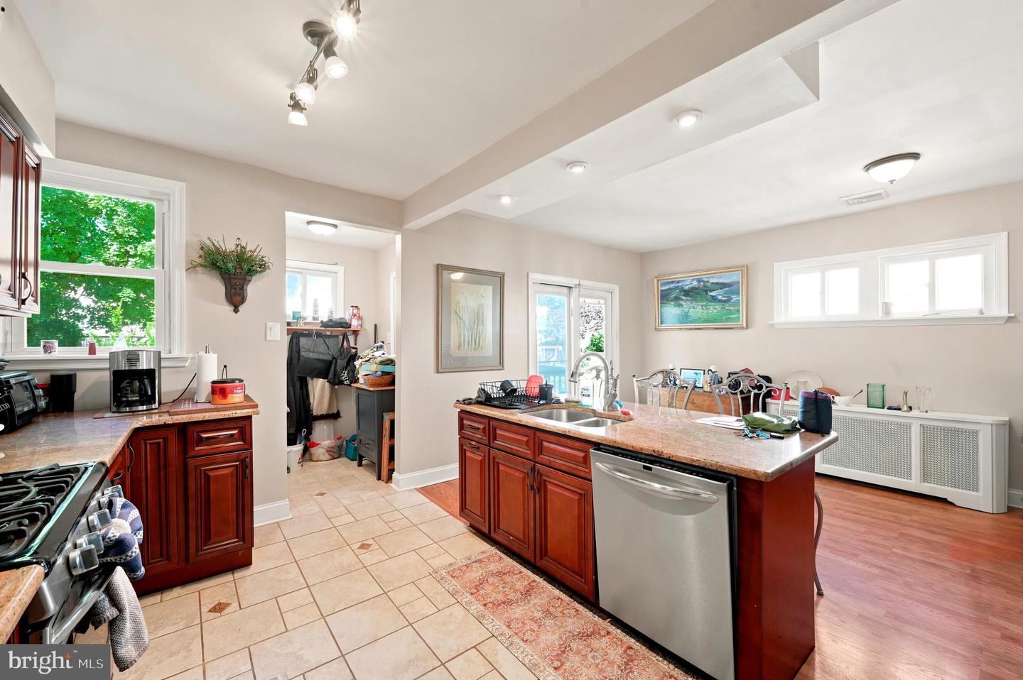 152 Shelbourne Rd Property Photo 11