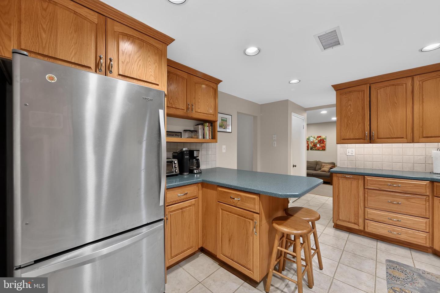 37 N Longpoint Ln Property Photo 10