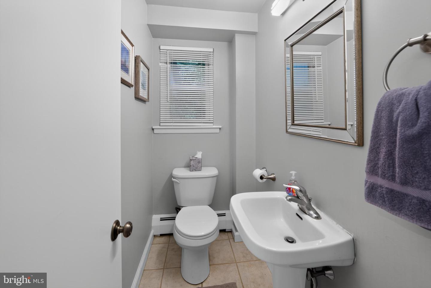 37 N Longpoint Ln Property Photo 12