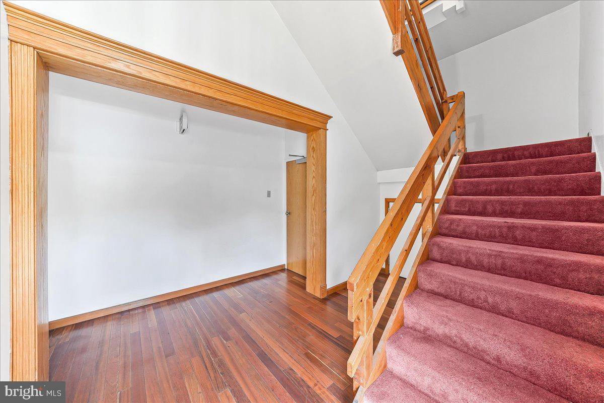 3109-b W Chester Pike Property Photo 16