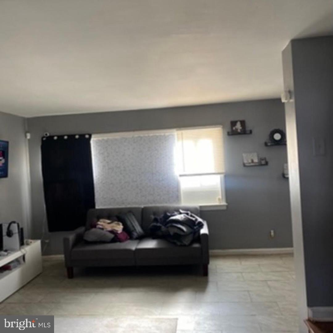 2605 Swarts St Property Photo 4