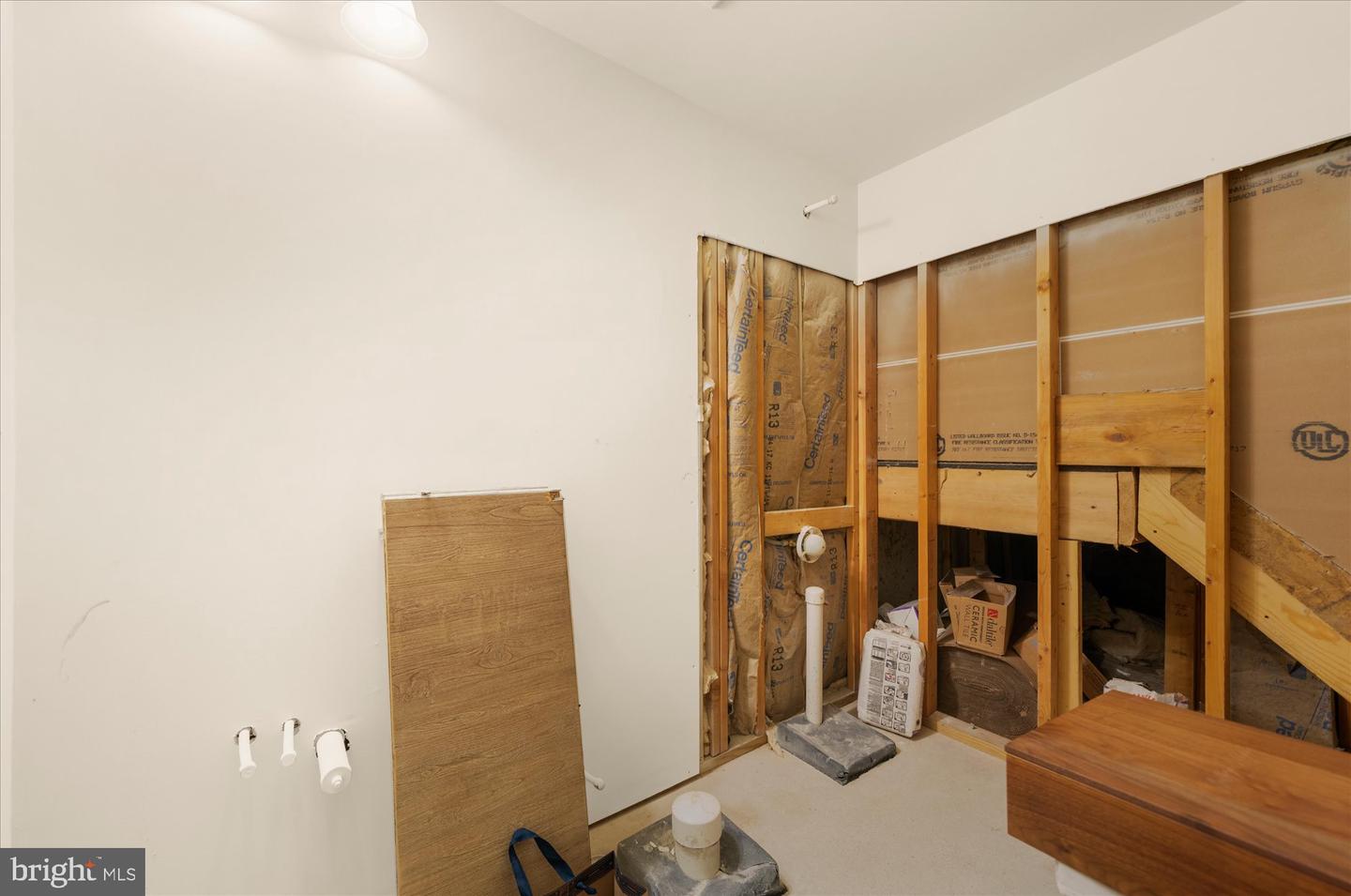 113 Avian Aly Property Photo 25