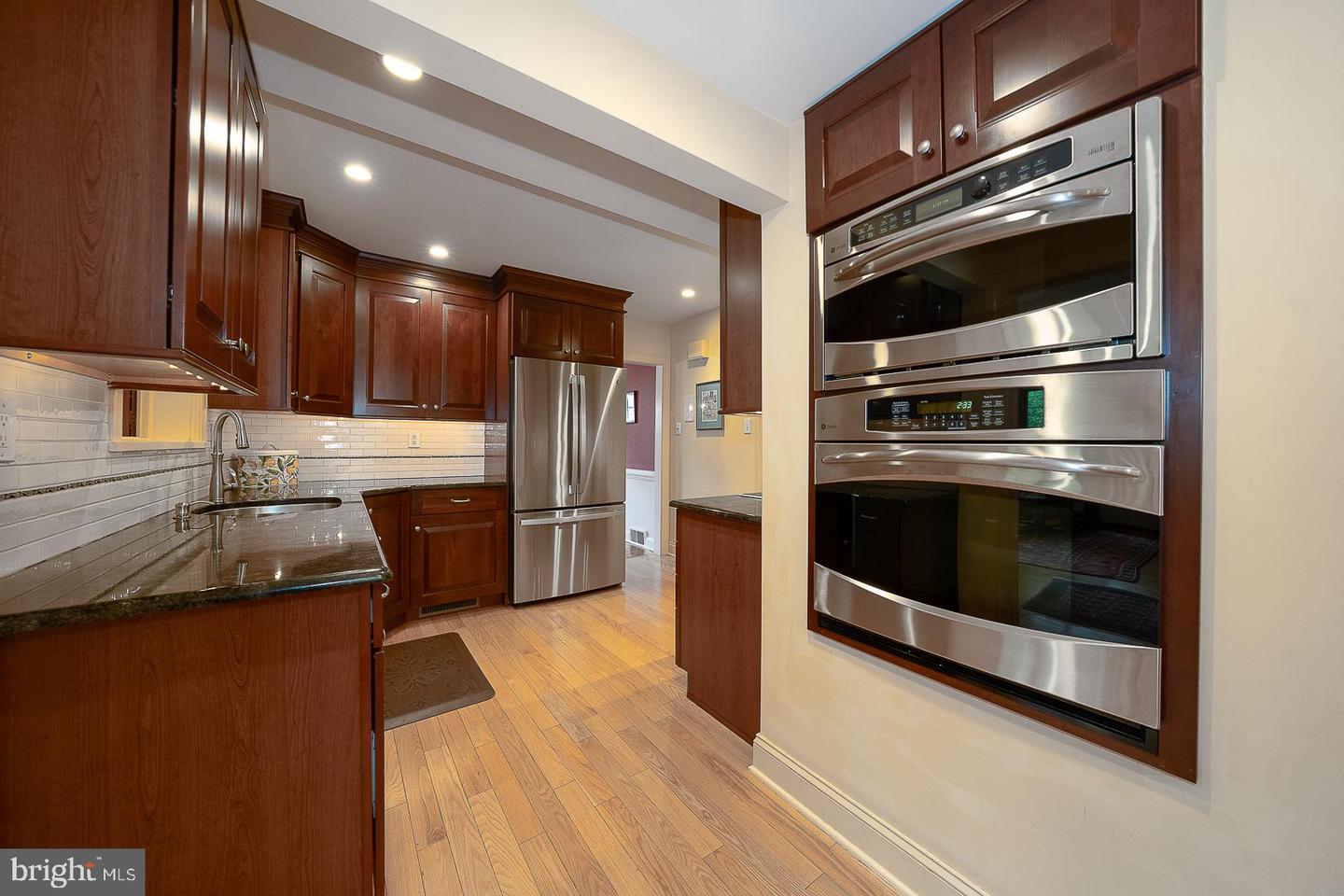 525 W Beechtree Ln Property Photo 14