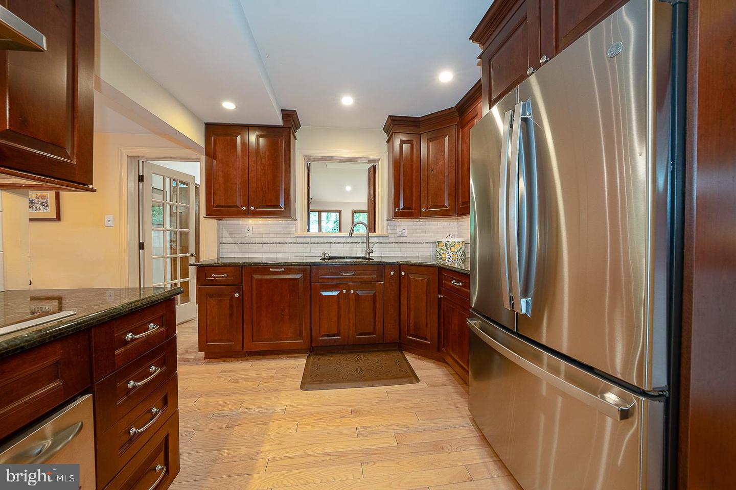 525 W Beechtree Ln Property Photo 15