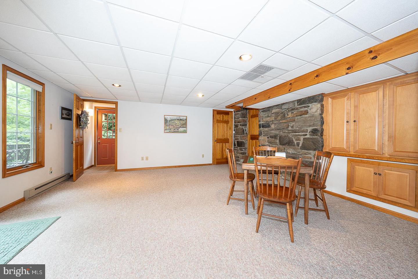 525 W Beechtree Ln Property Photo 36