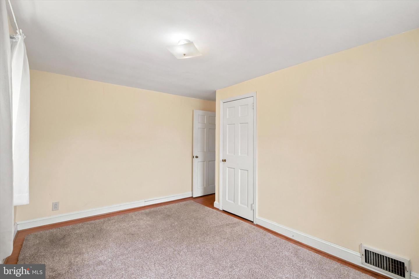 2434 Merwood Ln Property Photo 13