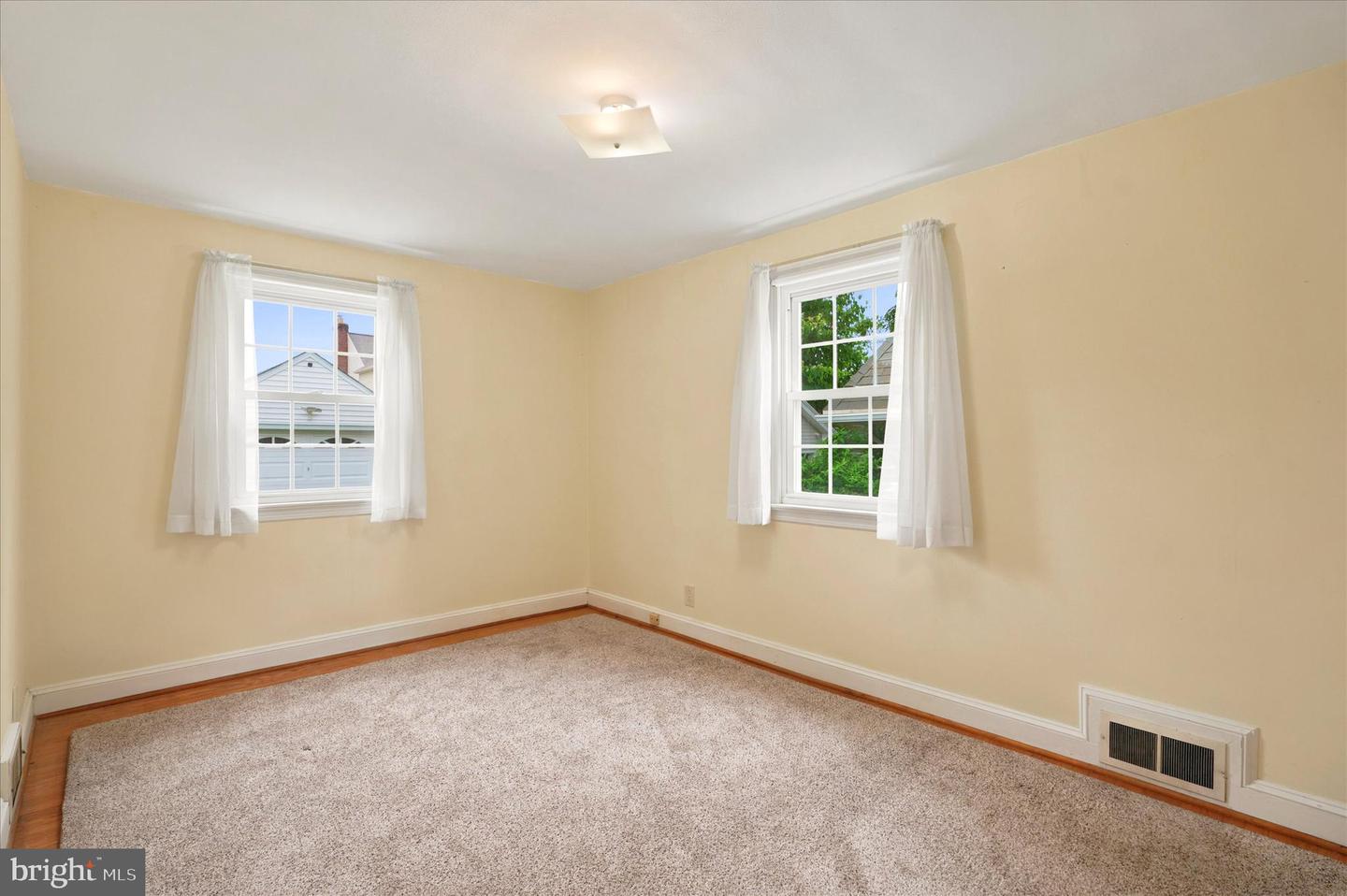 2434 Merwood Ln Property Photo 14