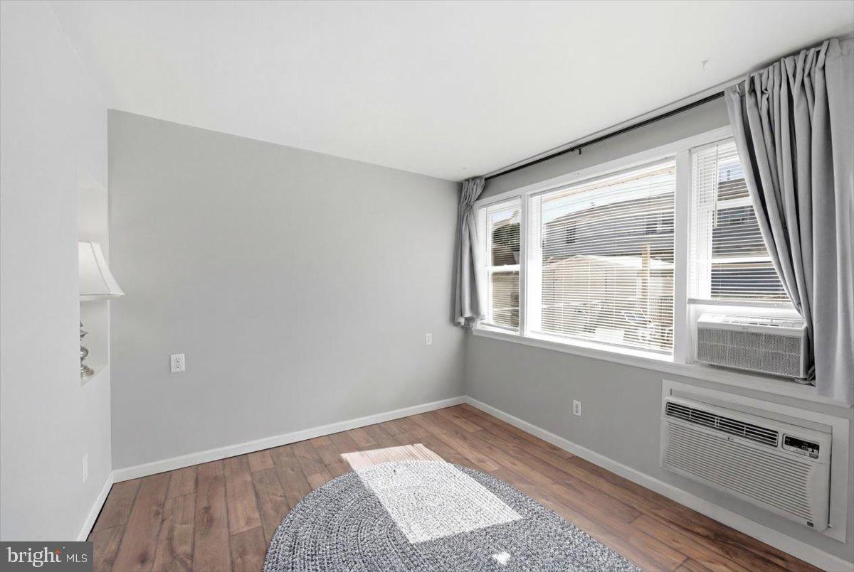 355 Hibbs Ave Property Photo 10