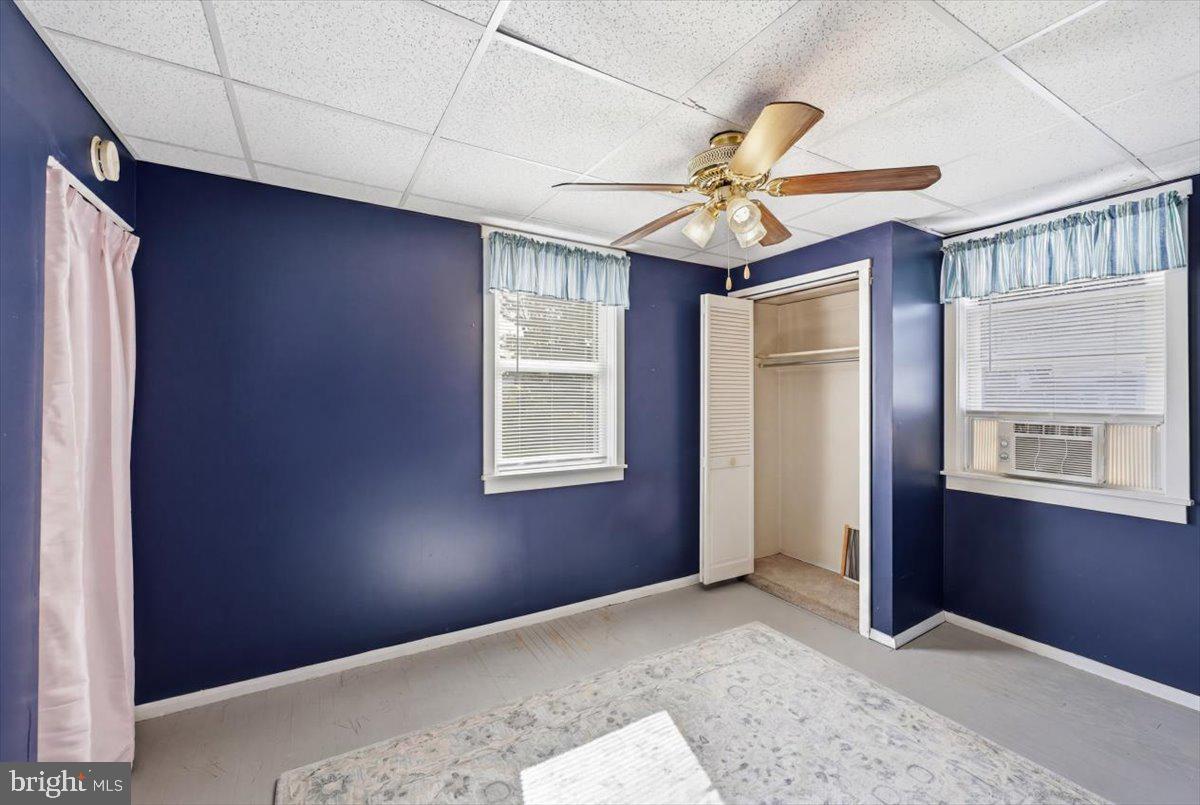 355 Hibbs Ave Property Photo 14