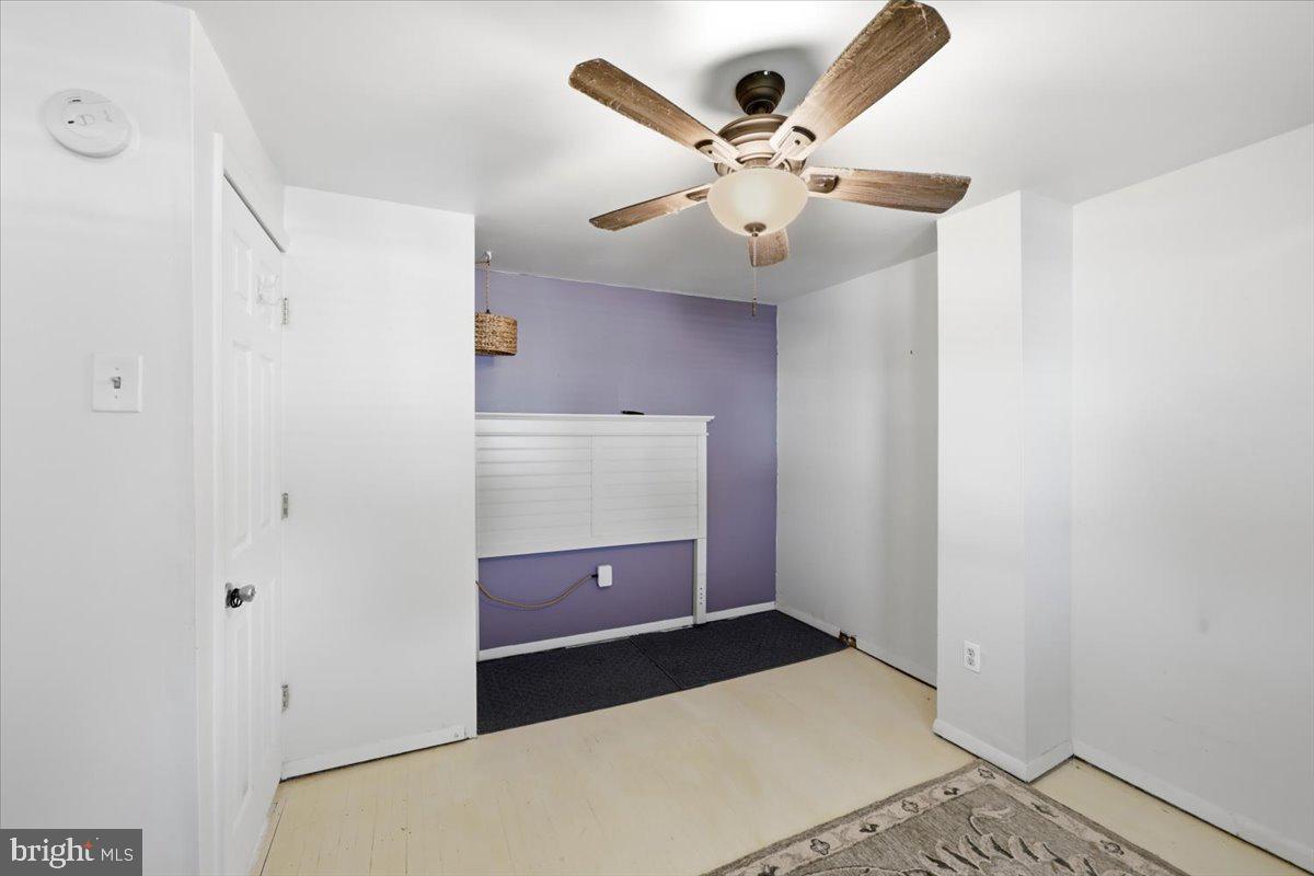 355 Hibbs Ave Property Photo 15
