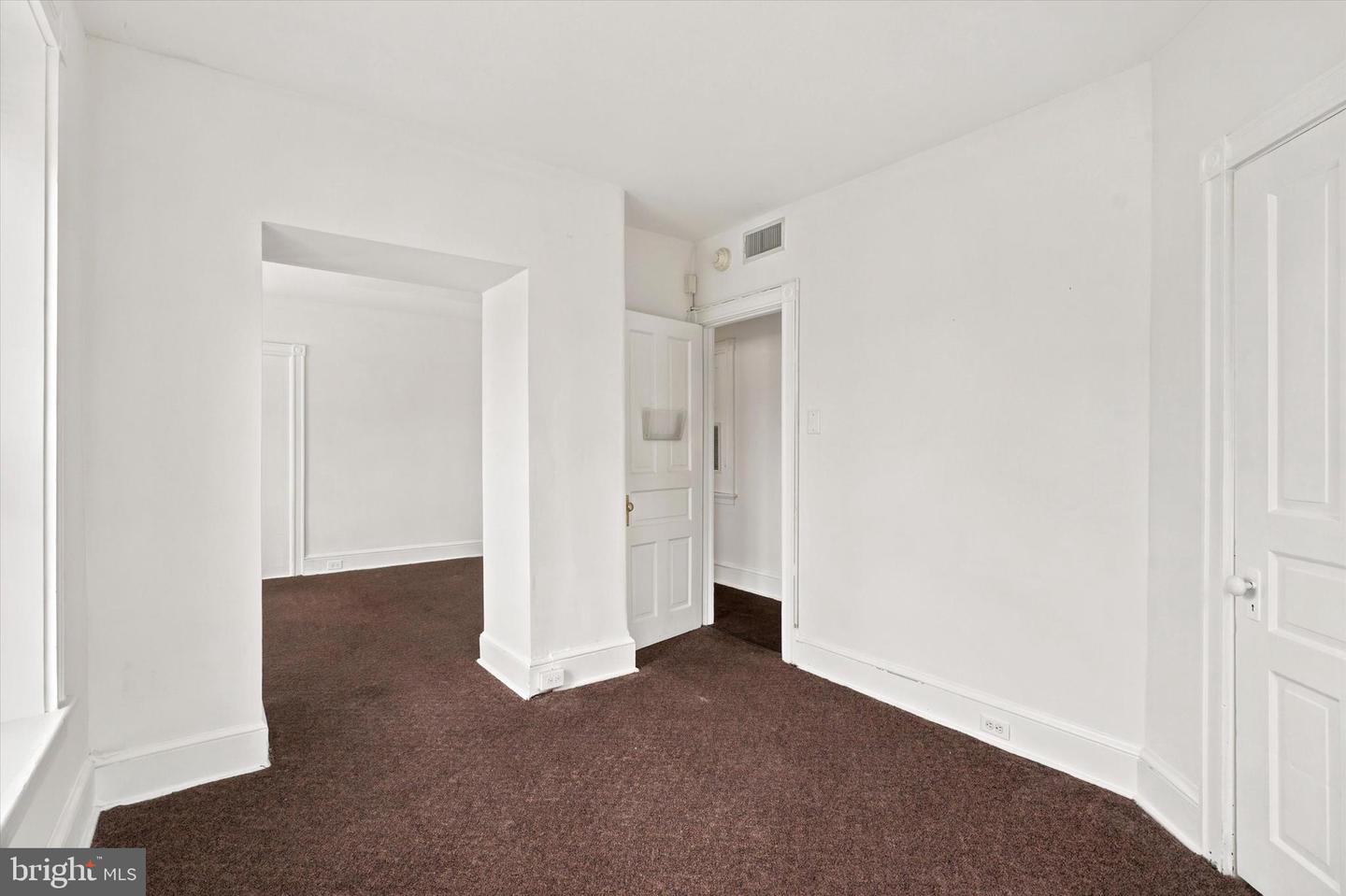 2206 Darby Rd Property Photo 21