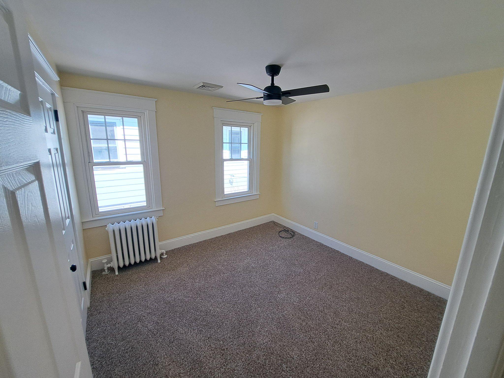 637 10th Ave Property Photo 18