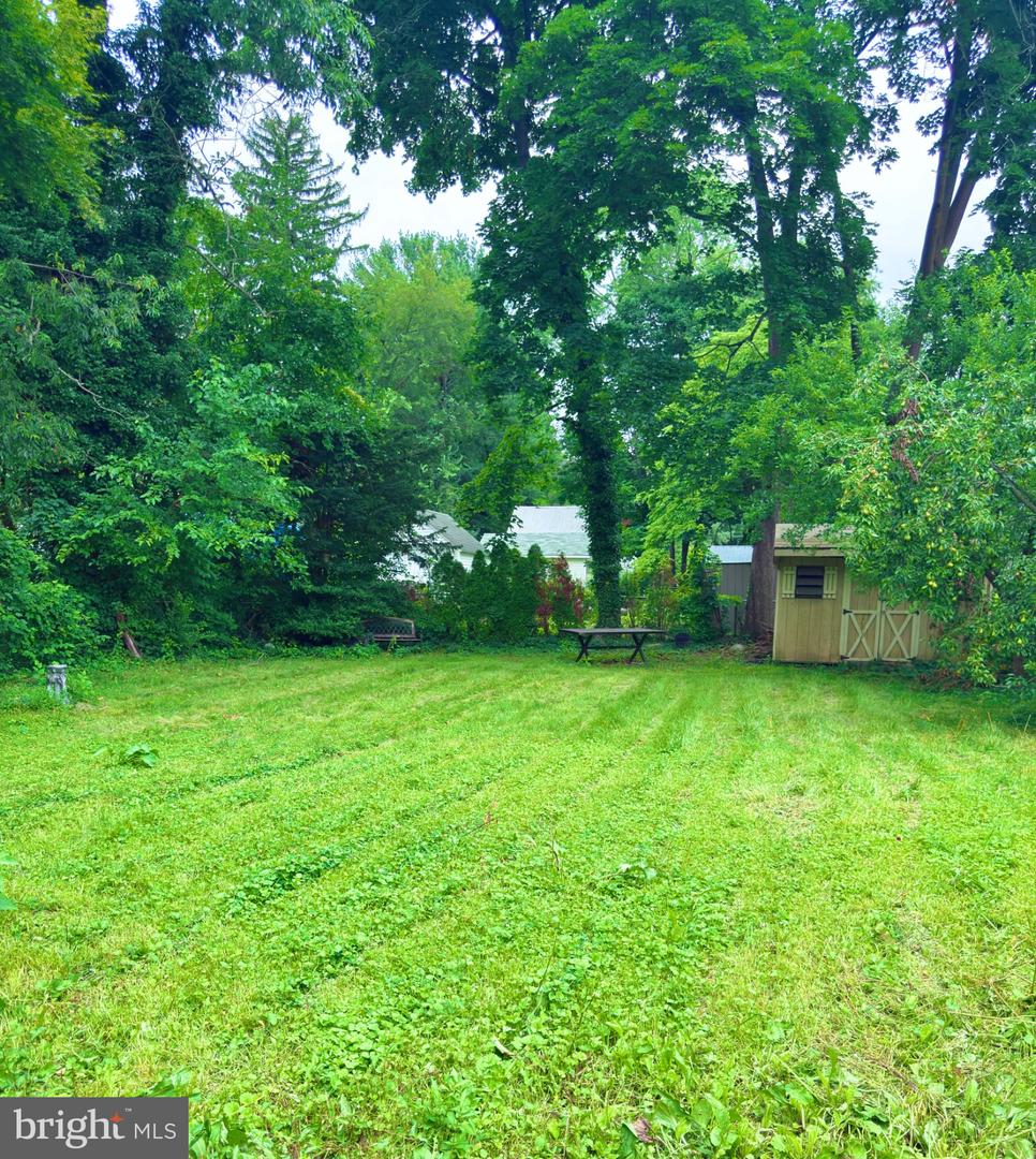 115 E Providence Rd Property Photo 3