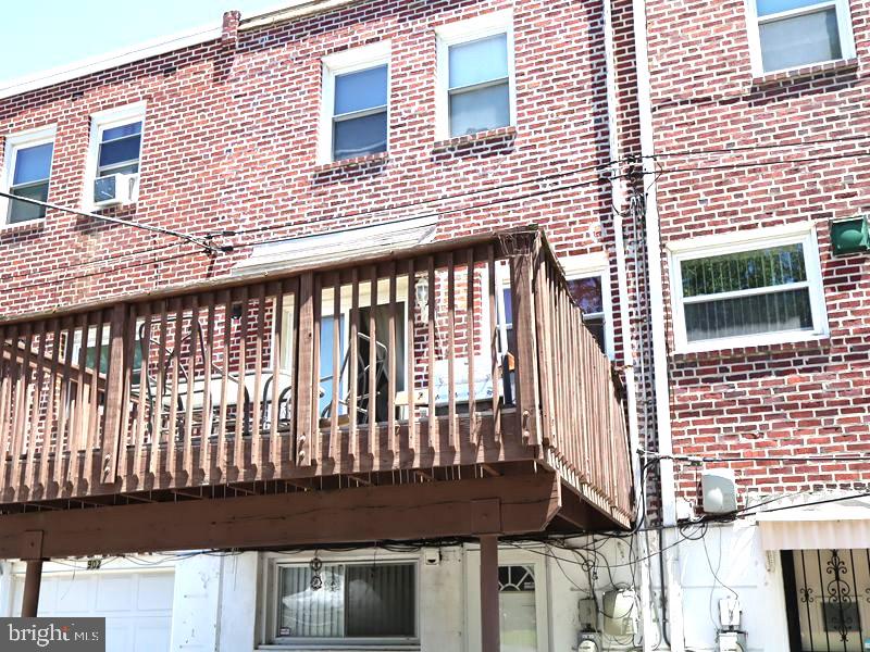 904 Grant Rd Property Photo 7
