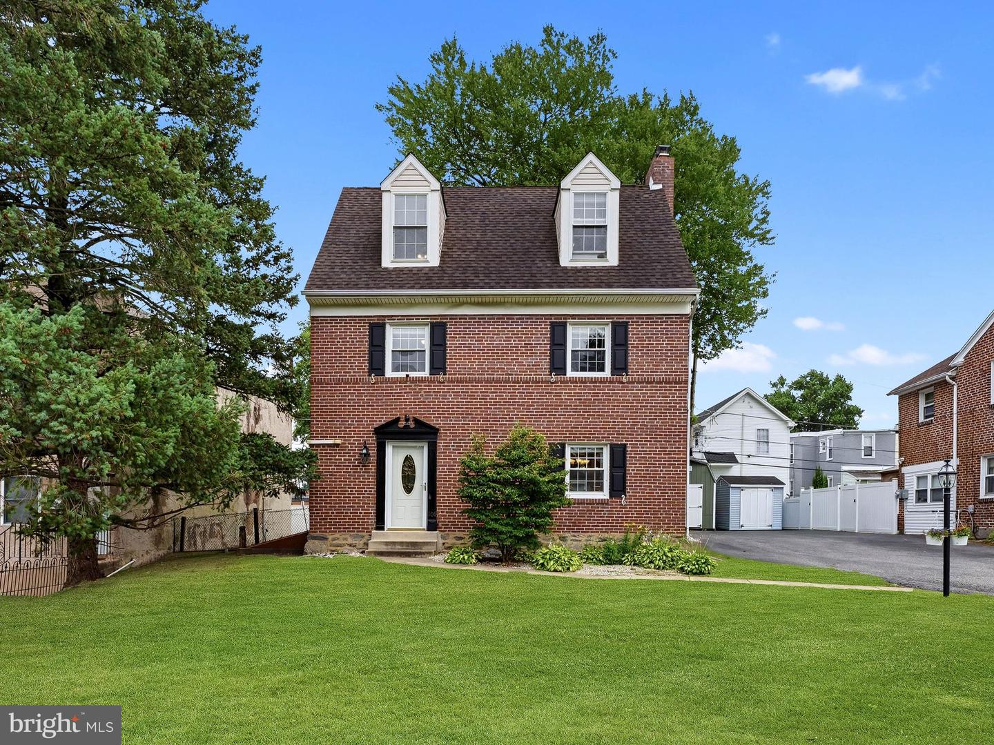 106 MERION AVE