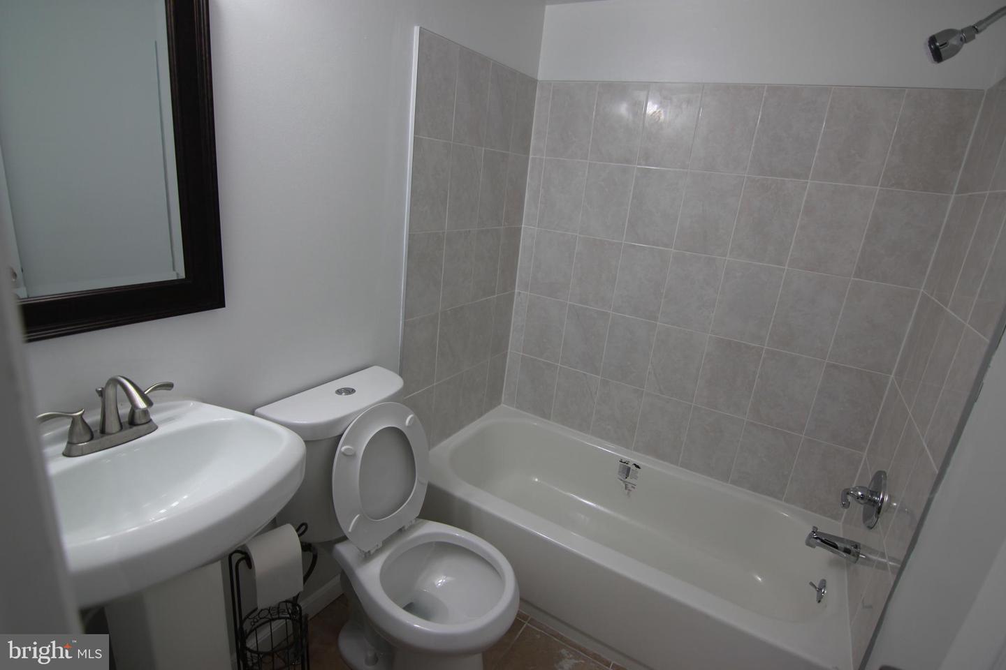 9 Thomas Rd #1 Property Photo 6