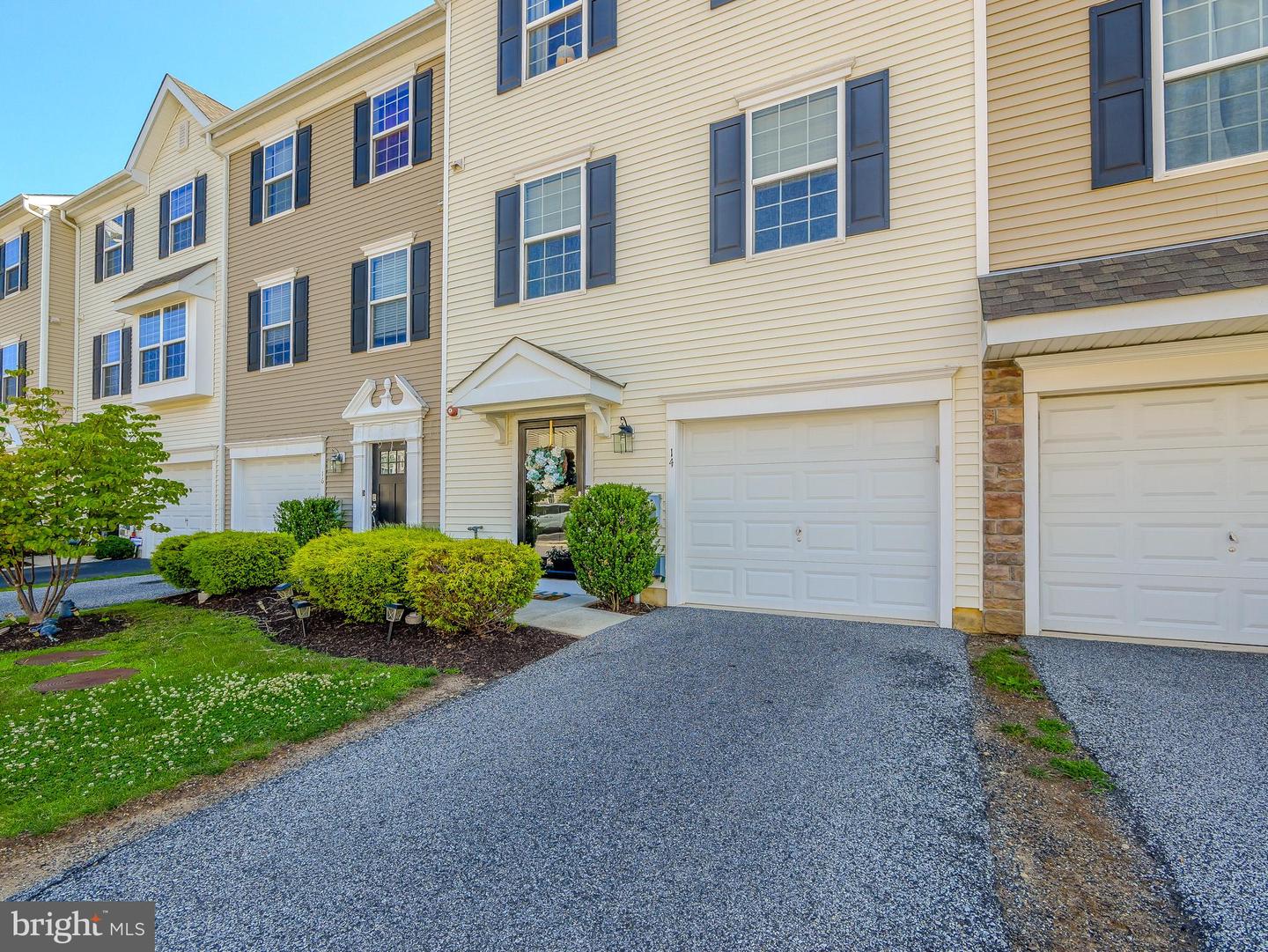 14 Faraday Ct Property Photo 3
