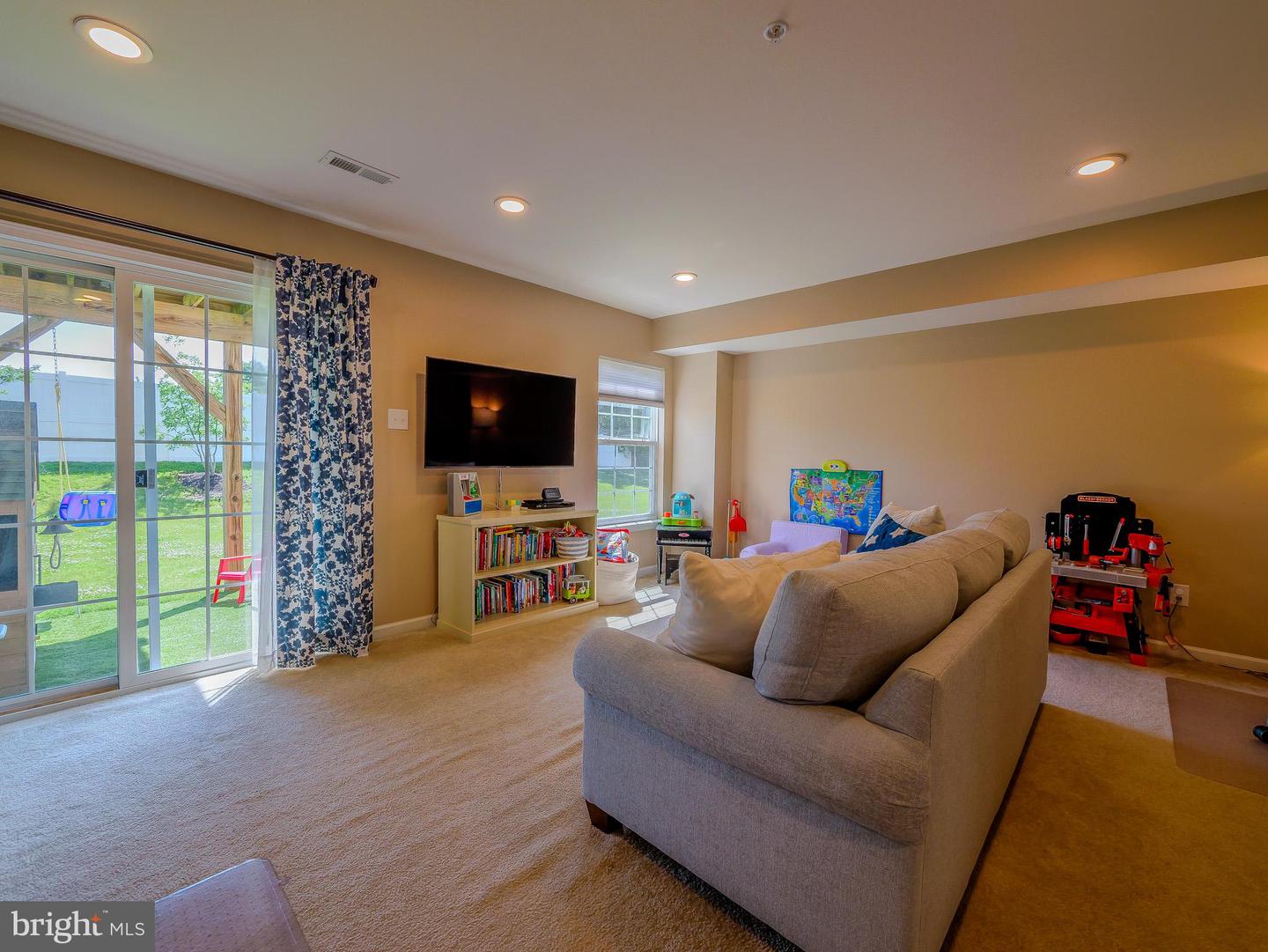 14 Faraday Ct Property Photo 17