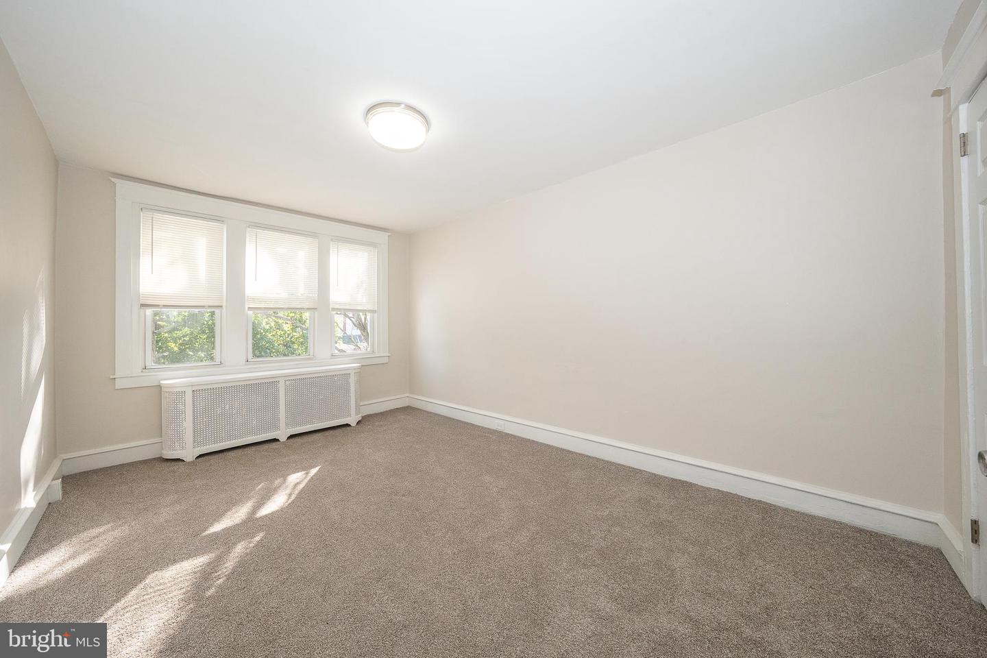 71 Barker Ave Property Photo 19