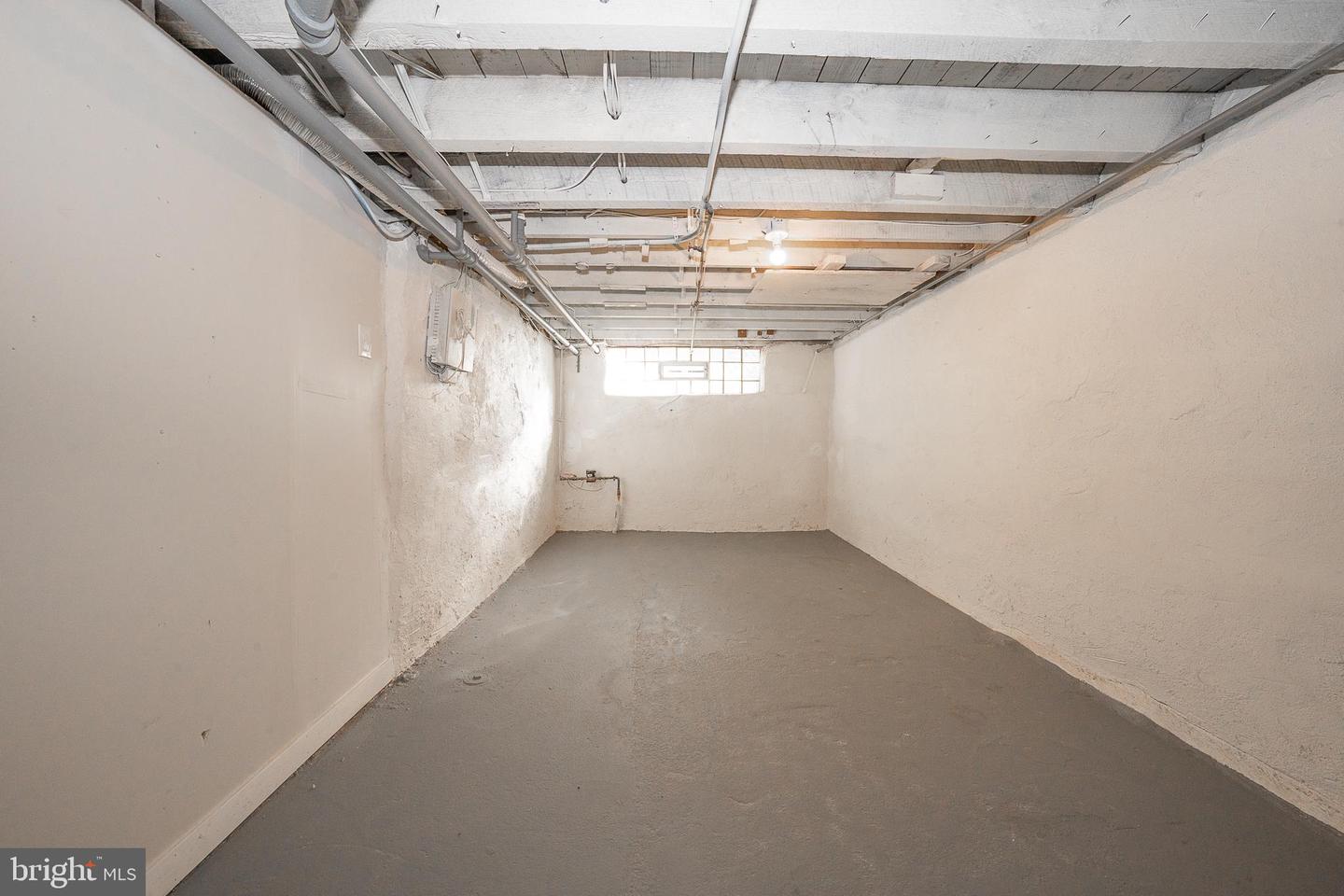 71 Barker Ave Property Photo 31