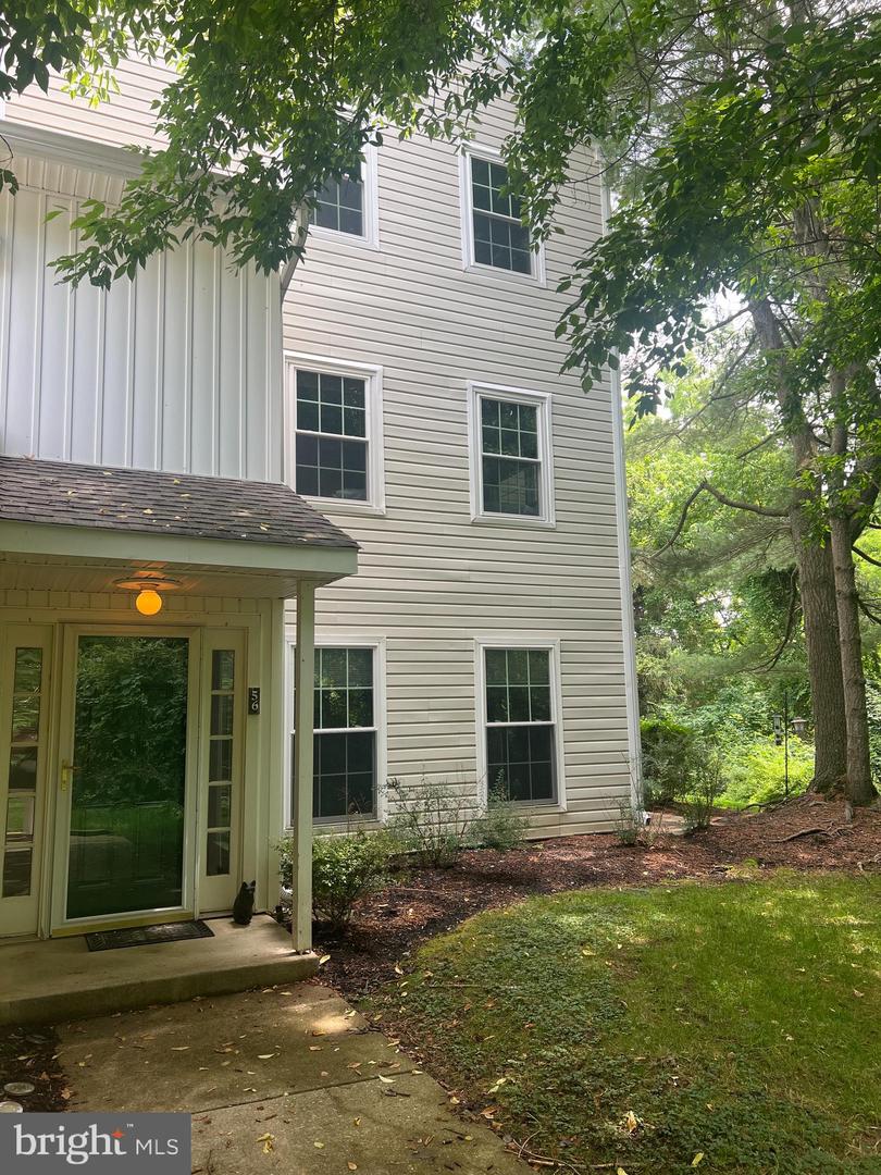 56 Bayberry Ct Property Photo 1
