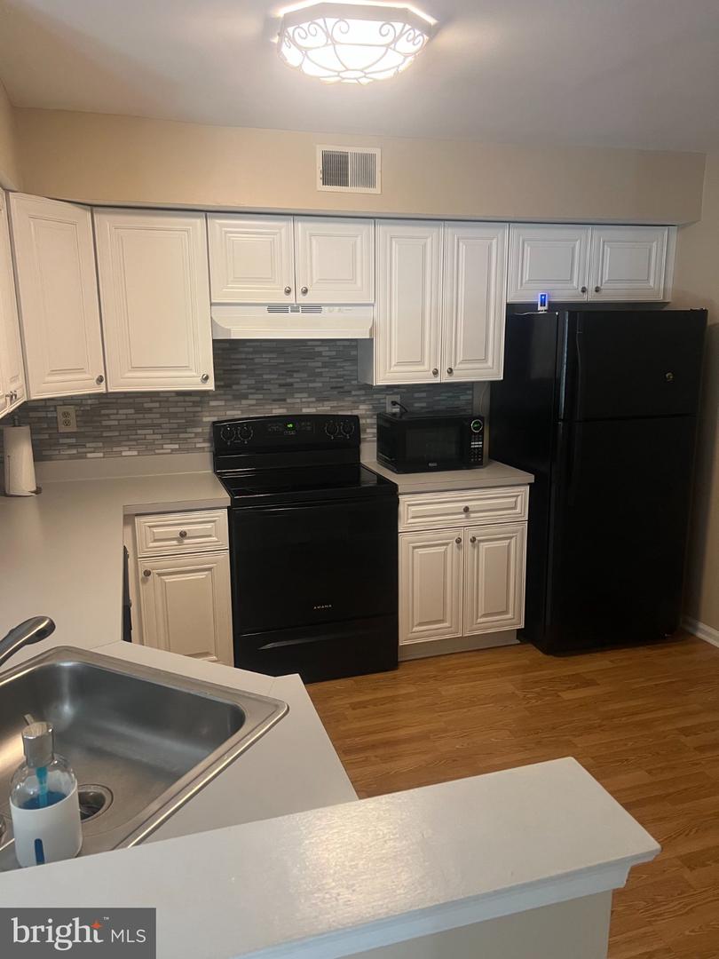56 Bayberry Ct Property Photo 14