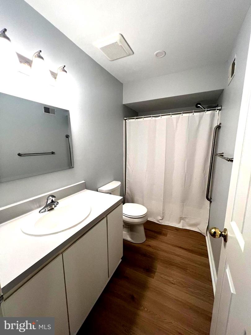 56 Bayberry Ct Property Photo 29