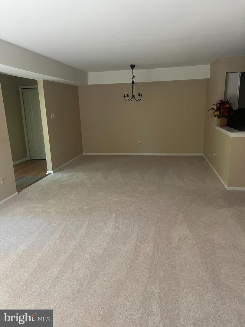 56 Bayberry Ct Property Photo 32