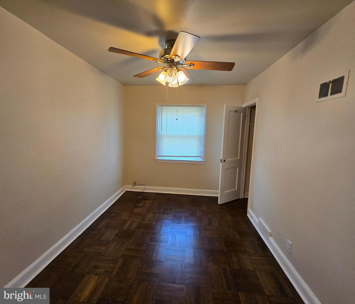 534 Rose St Property Photo 20