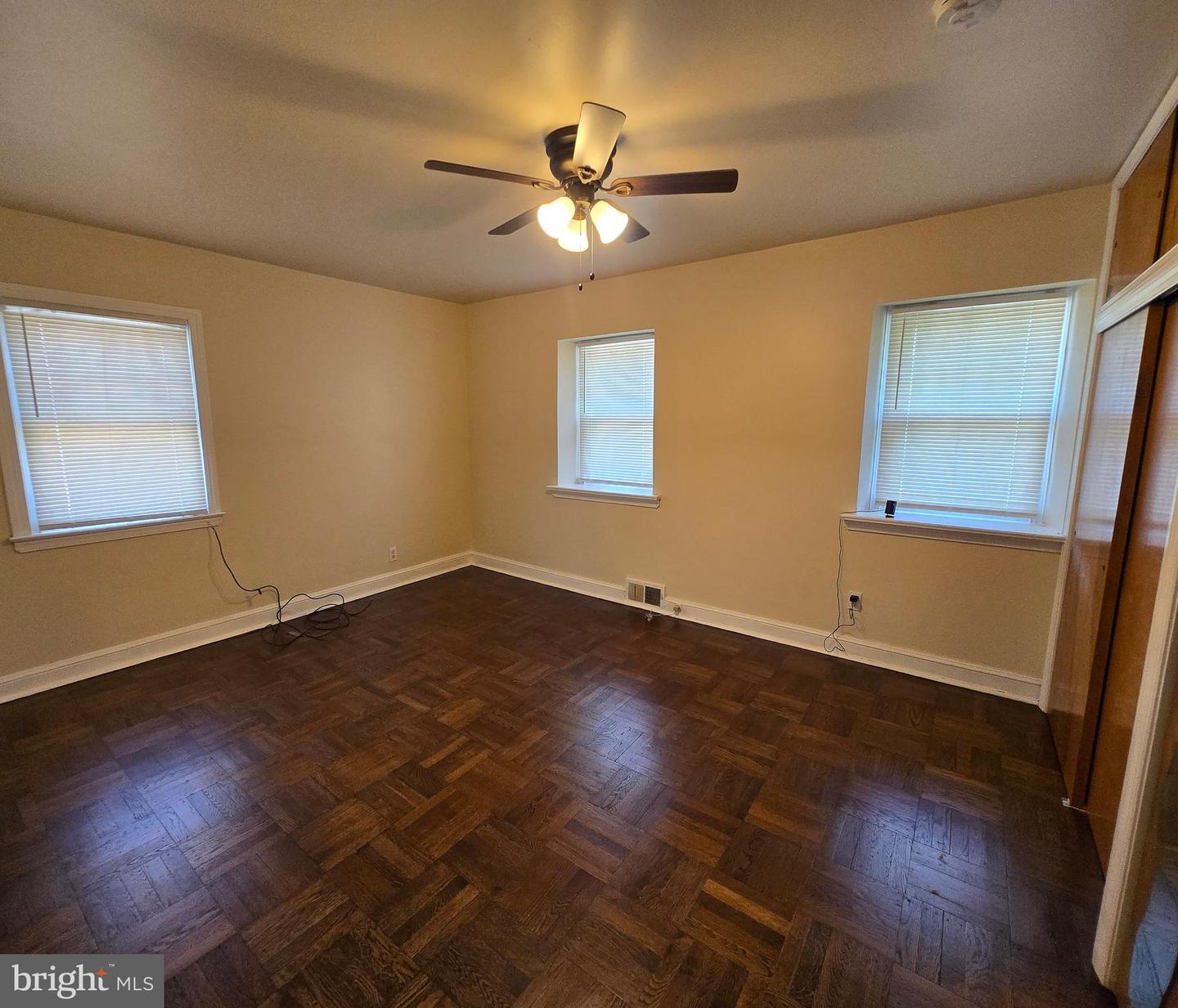 534 Rose St Property Photo 25