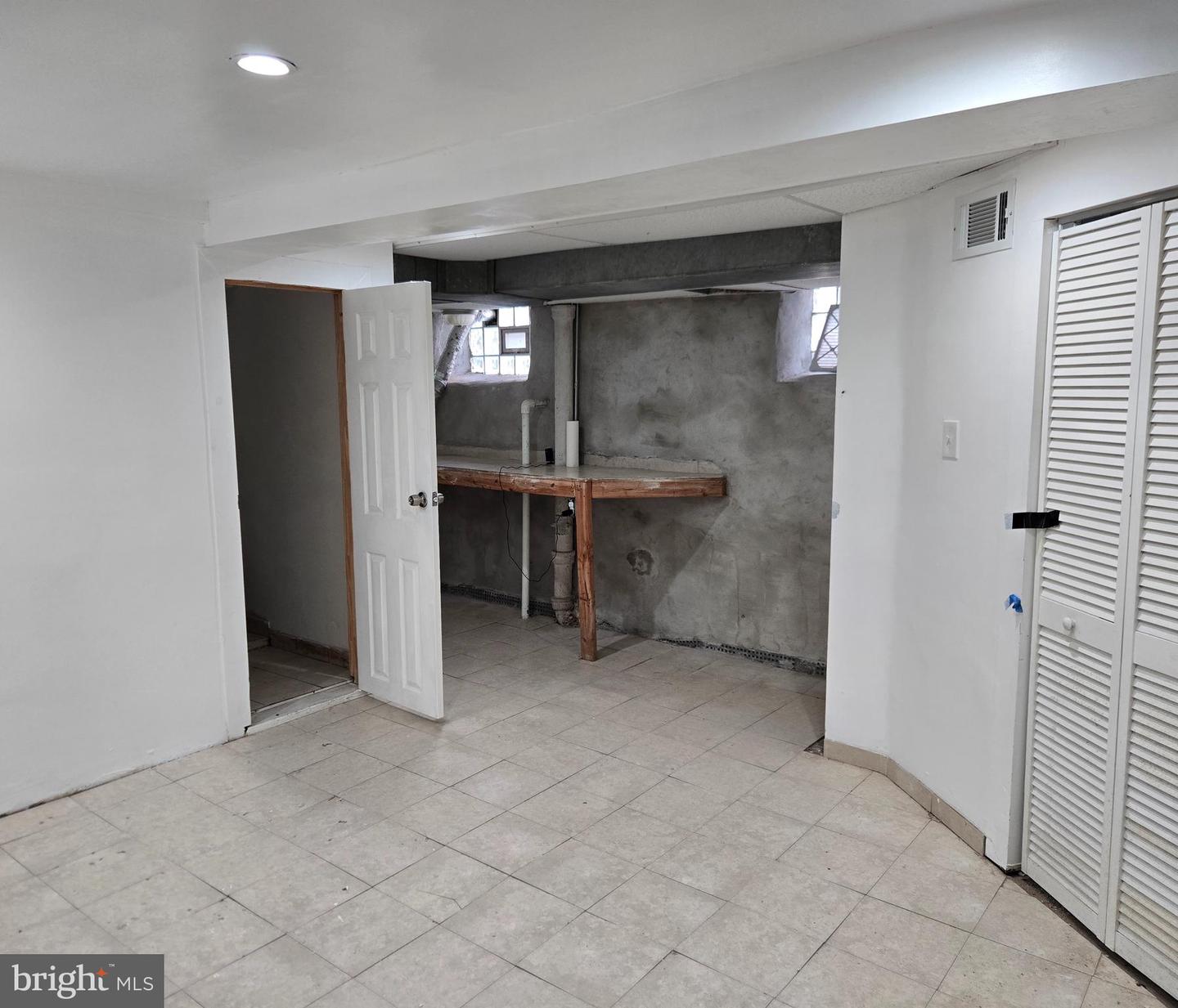 534 Rose St Property Photo 31